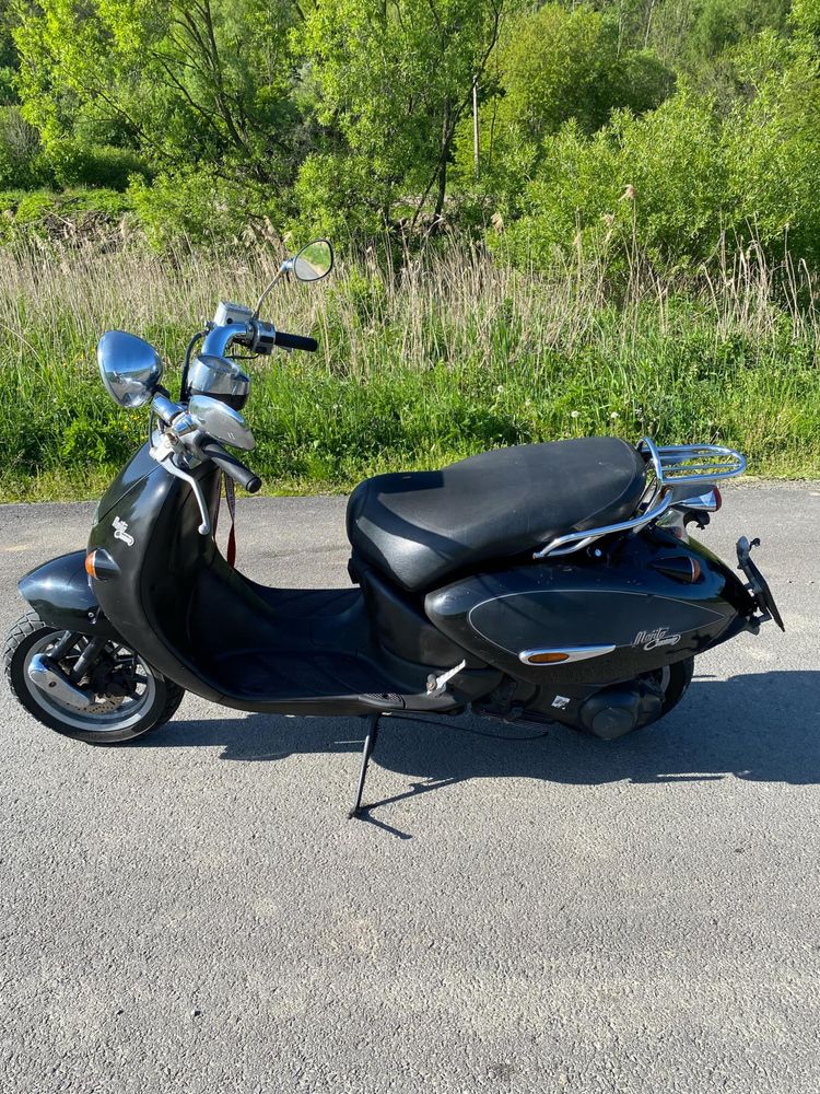 Skuter aprilia mojito custom