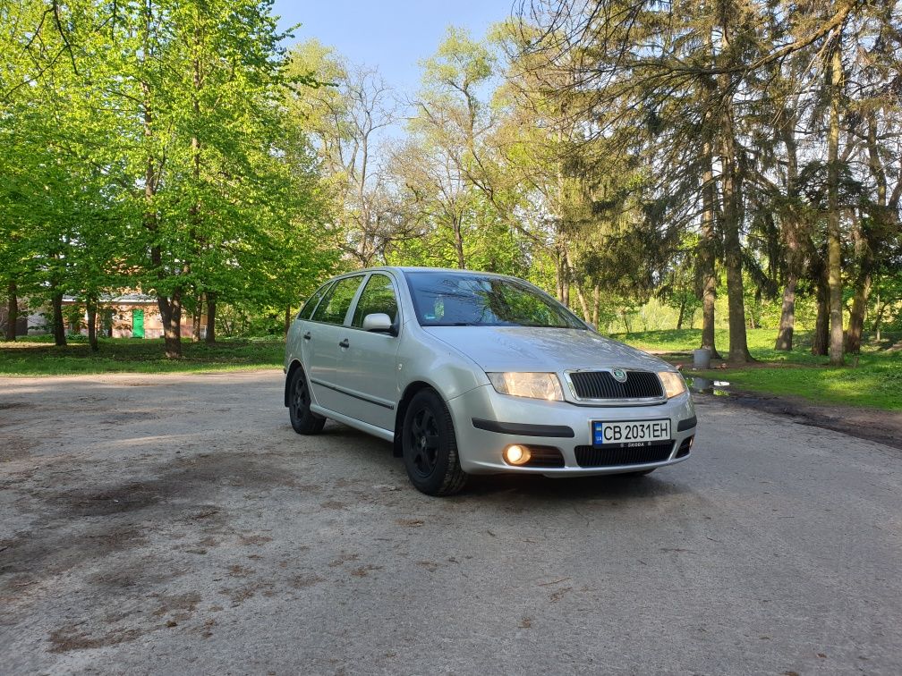 Продам автомобиль Skoda Fabia 2006р.