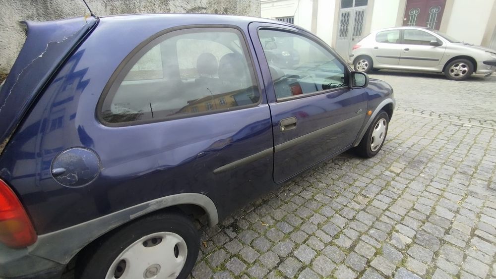 Corsa 98 2 portas