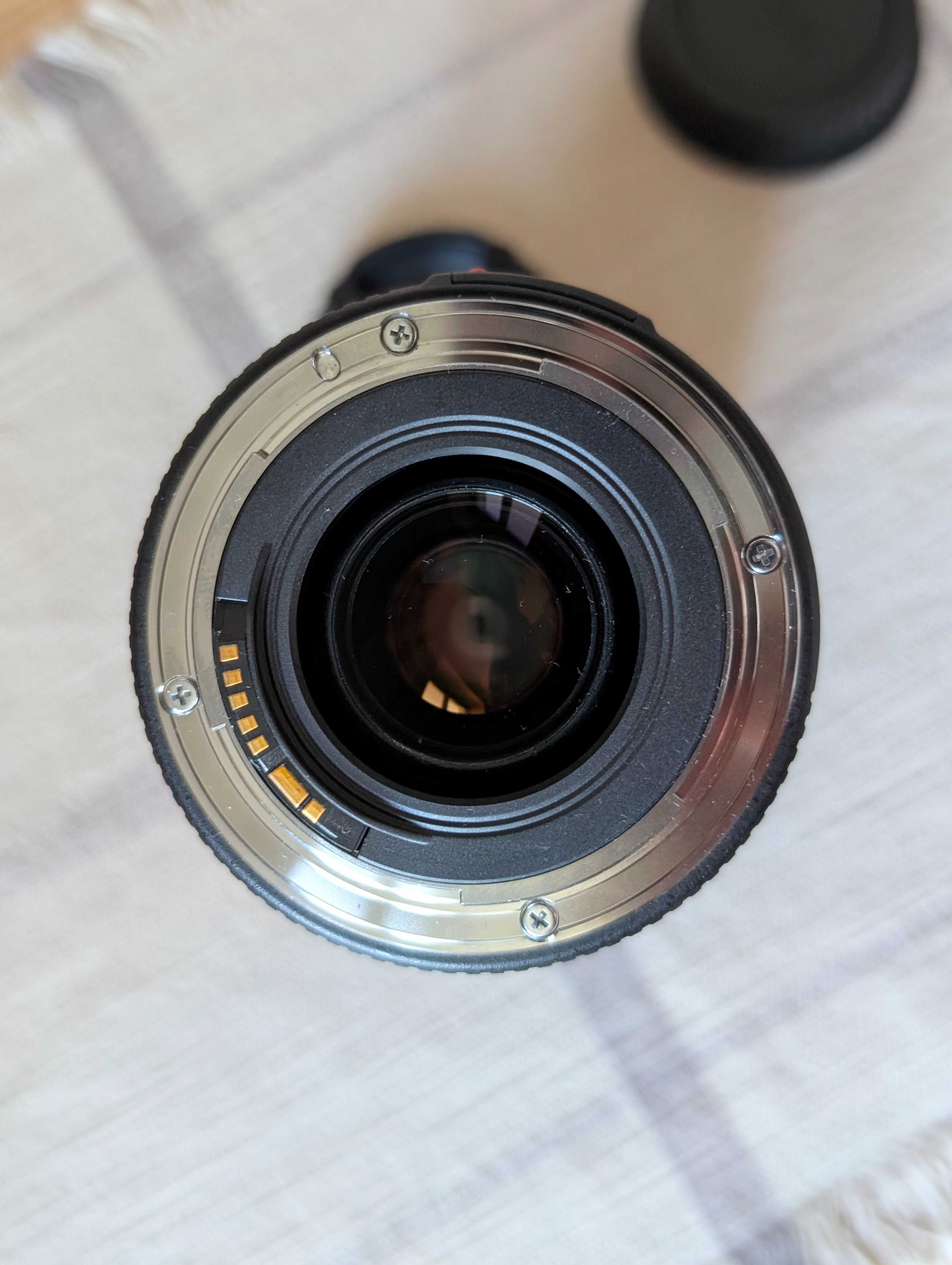 Canon EF 70-300 мм f/4.0-5.6 IS USM