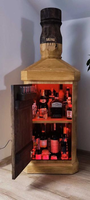 Barek na alkohol lity dąb butelka whisky bar na alkohol 135 cm