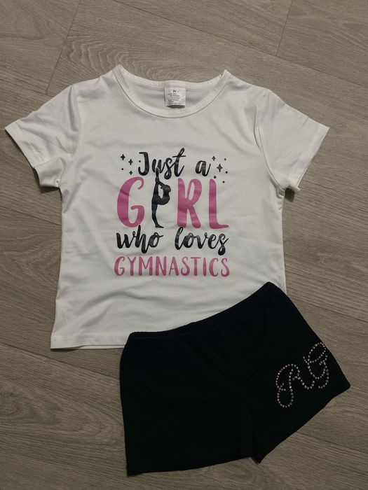 Продам костюм для занять спортом, гімнастикою