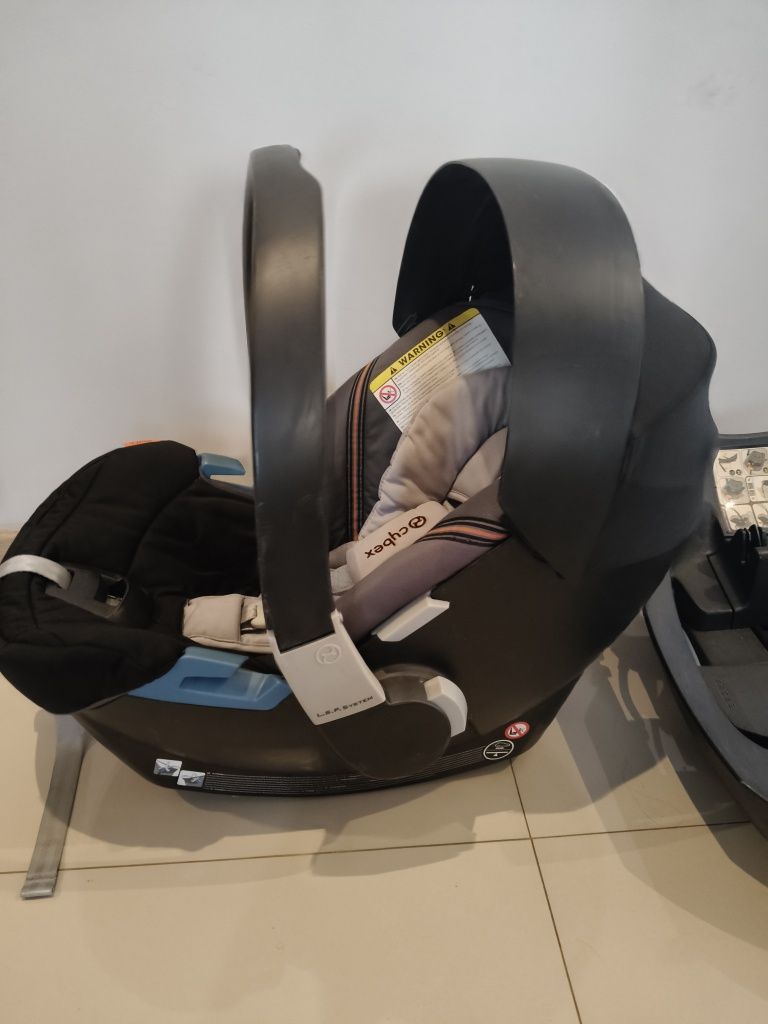 Cybex Atom 2 fotelik i baza