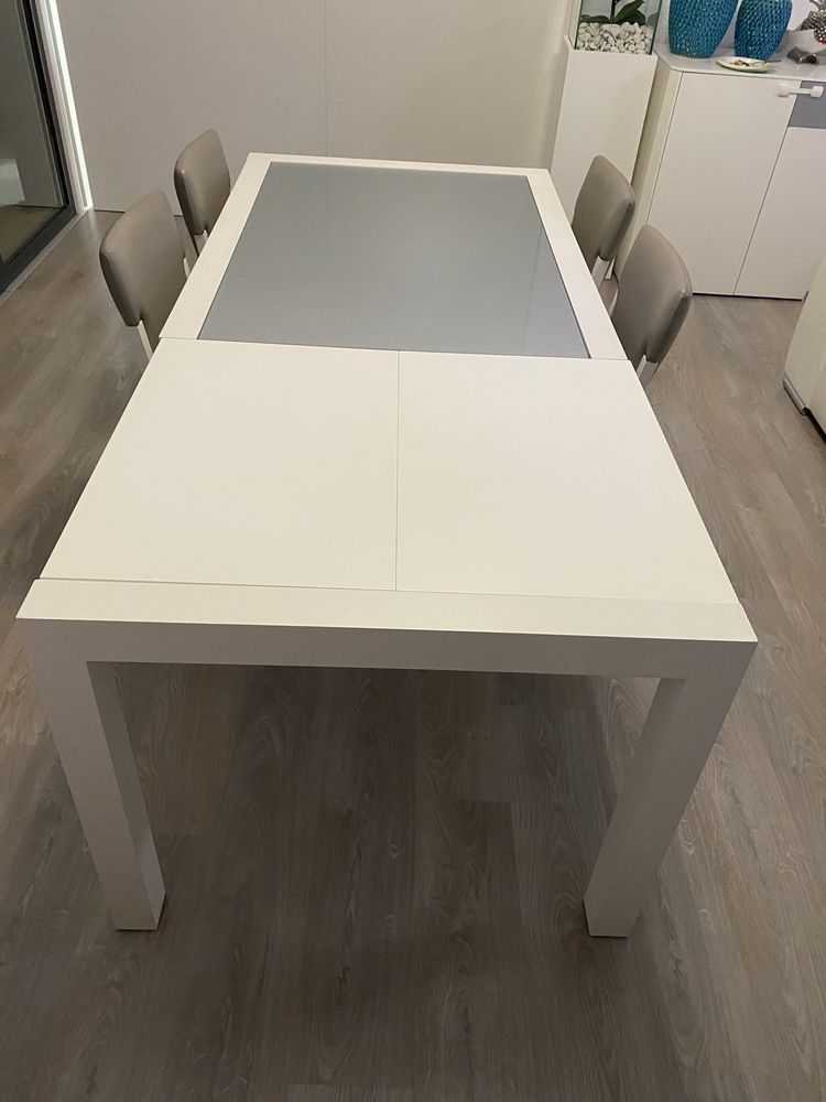 Mesa 1300cm +  4 cadeiras (separado ou cjto)