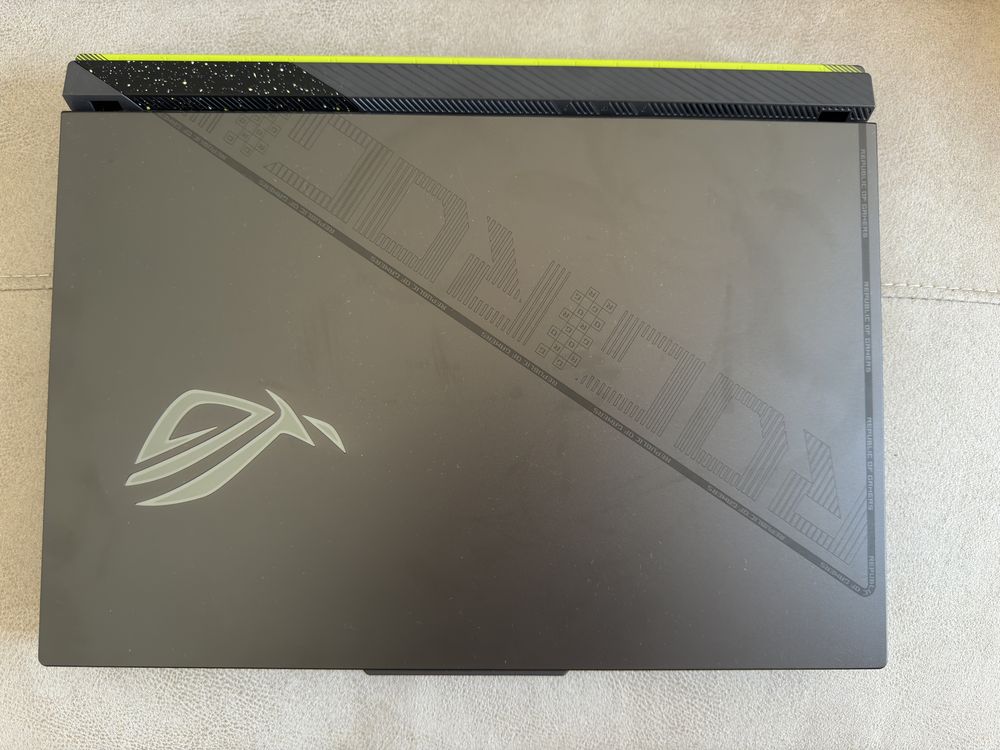 Portátil Gaming 16” Asus Rog Strix G16 RTX 4070