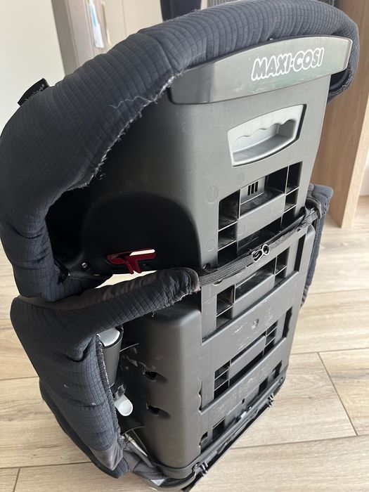 Fotelik samochodowy Maxi Cosi rodi