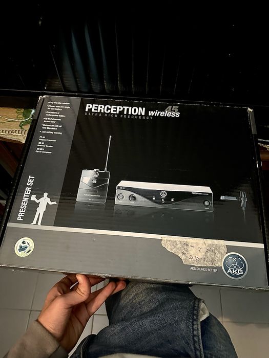 Lapelas sem-fios AKG PW45 Presenter Set Band M