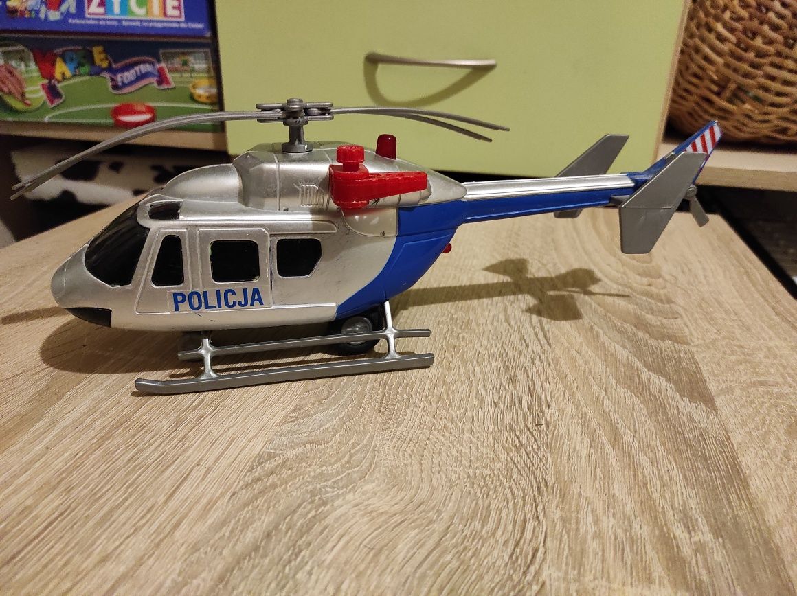 Helikopter i śmieciarka