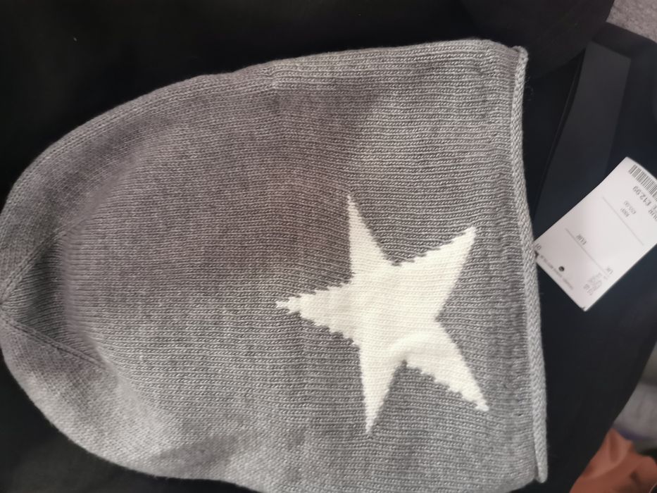 Czapka conversa nowa szara.