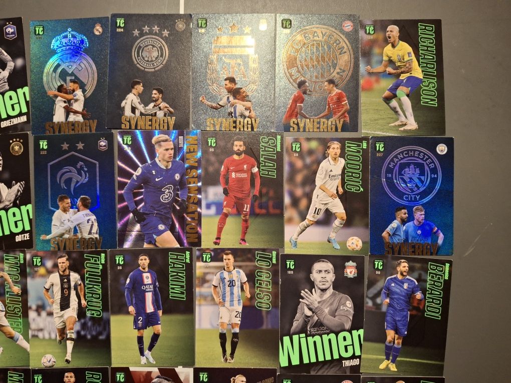 Zestaw kart kolekcjonerskich Panini Top Class FIFA 2024 35 sztuk