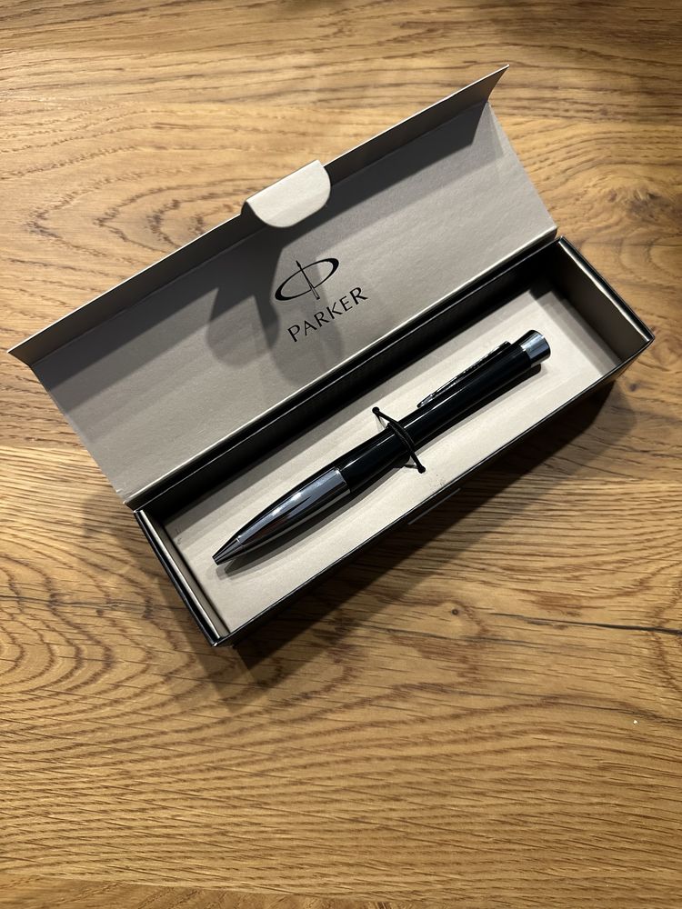 Nowy Długopis Parker Urban GT czarna laka (błyszczący) + Torba