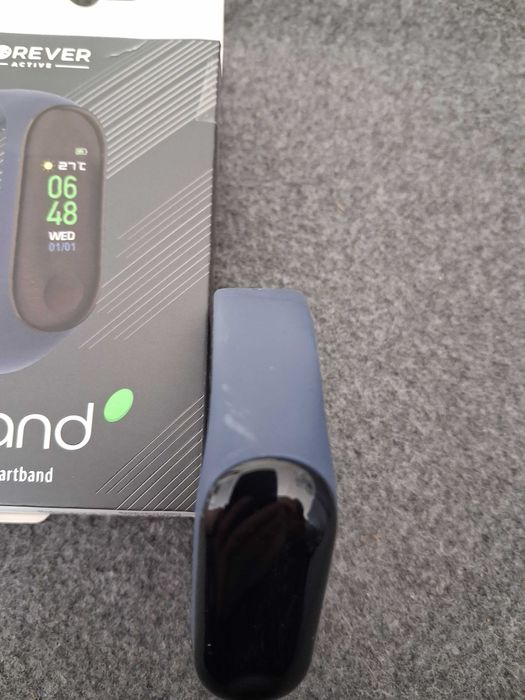 Smartband - Opaska sportowa z zegarkiem