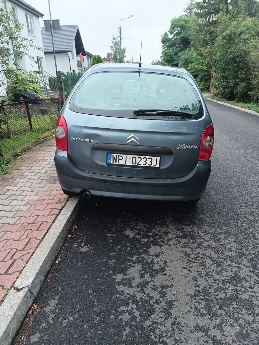 Sprzedam Xsara Picasso 07r 1,6hdi