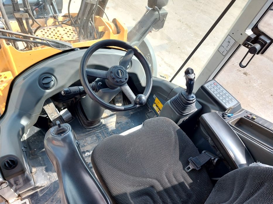 Liebherr 542 ładowarka