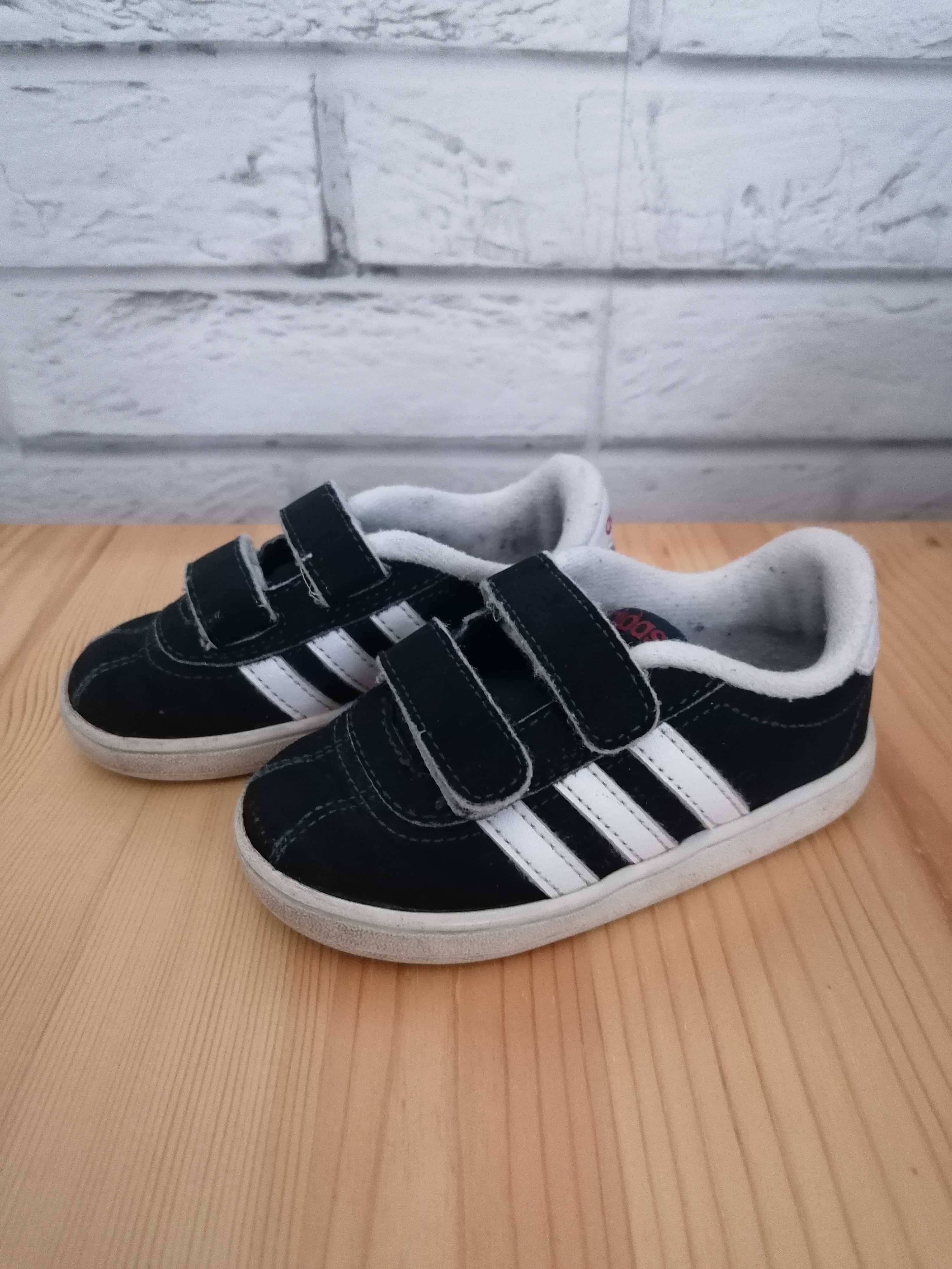 Adidaski rozmiar 21