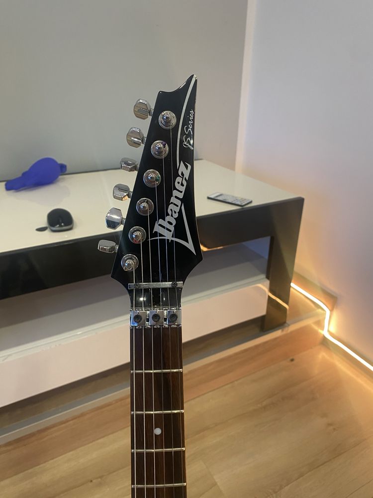 Ibanez js100 white