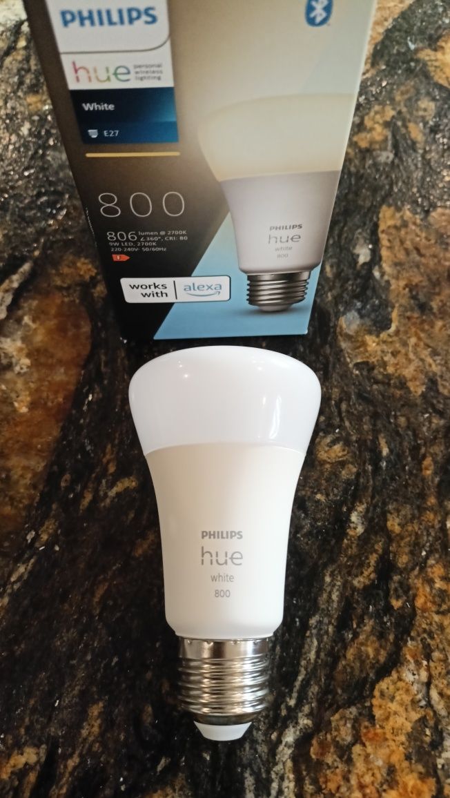 Philips hue white e27 9W 800lm