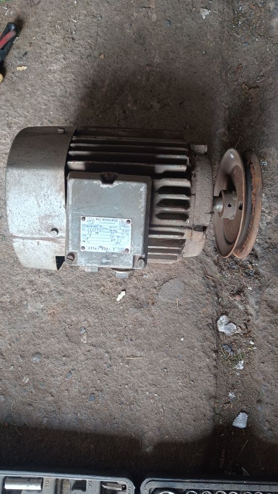 Silnik elektryczny 2.2kW 2860obrotow