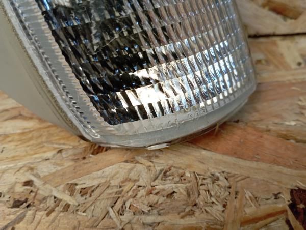 Pisca frente direito VOLKSWAGEN Polo (86C, 80)