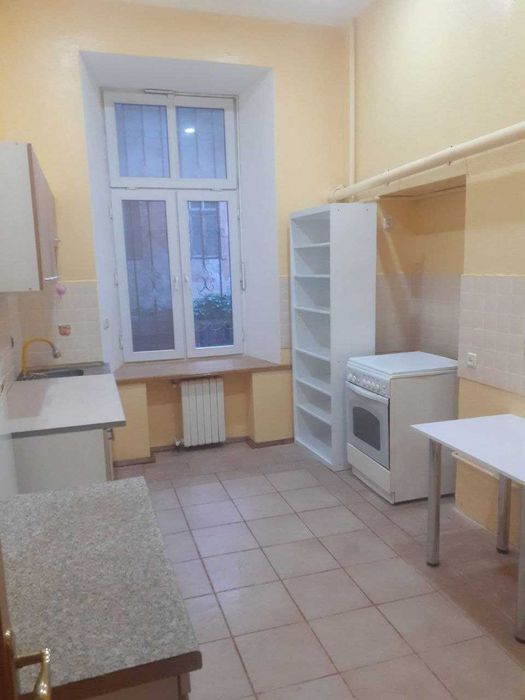 ПРОДАМ 2х кімн квартиру у Центрі Одеси