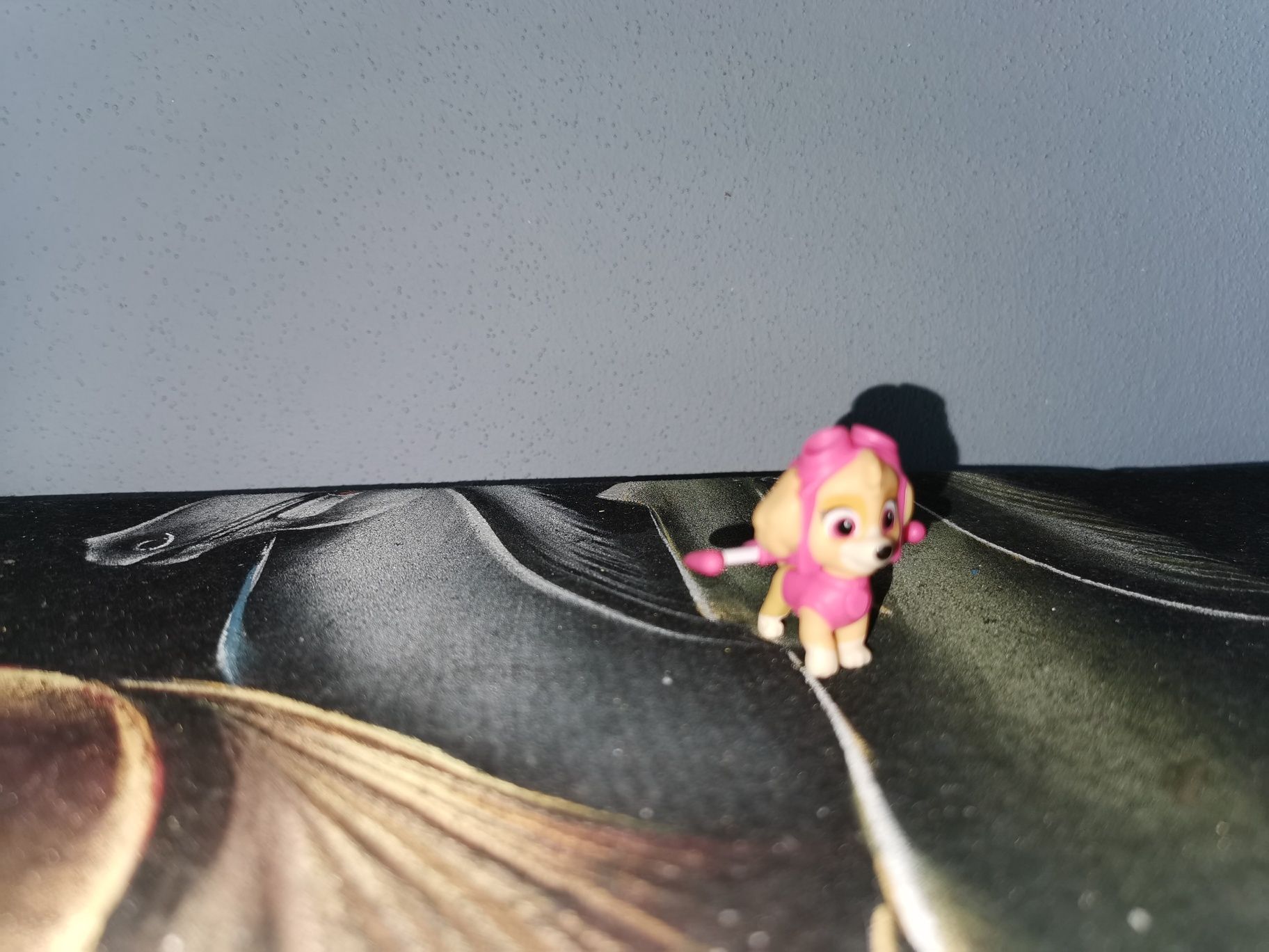 Figurka skye psi patrol figurka z jajka niespodzianki, z kinderki