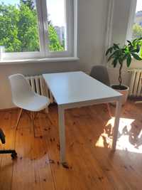 Stół rozkładany i dwa krzesła
