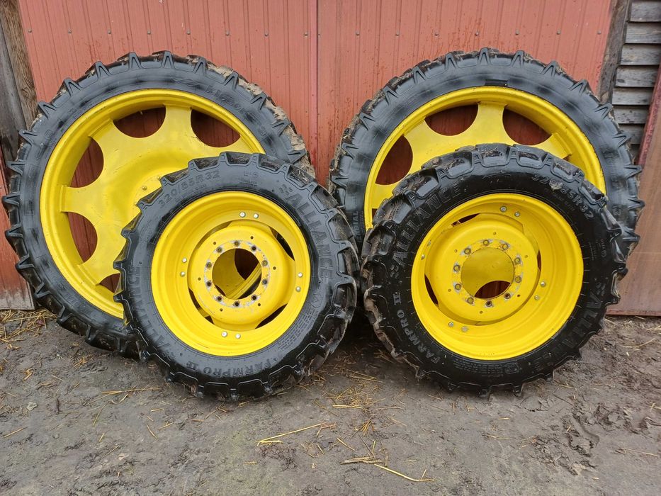 Koła do międzyrzędzi 300/95 R52 i 320/85 R32 John Deere