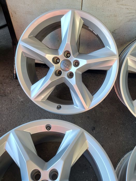 Felgi audi vw skoda bmw mercedes 5x112 8jx19 et28 a5 a6 a7
