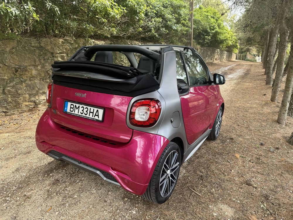 Smart FourTwo EQ eletrico Brabus Cabrio (ROSA)