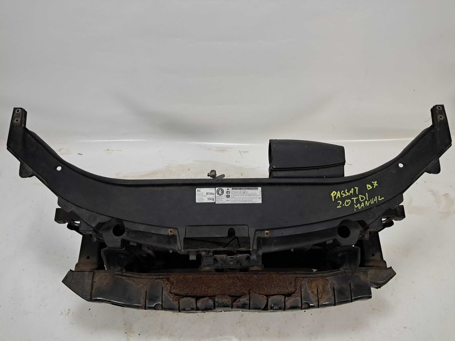 Pas przedni kompletny wentylator chłodnica VW Passat B7 2.0 1.6 TDI