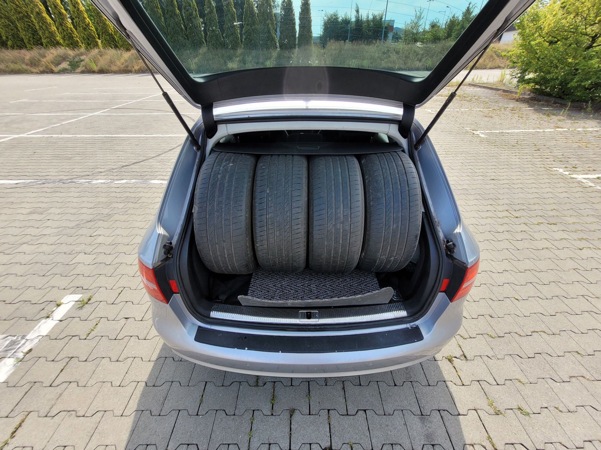 Audi A4 b8 polift