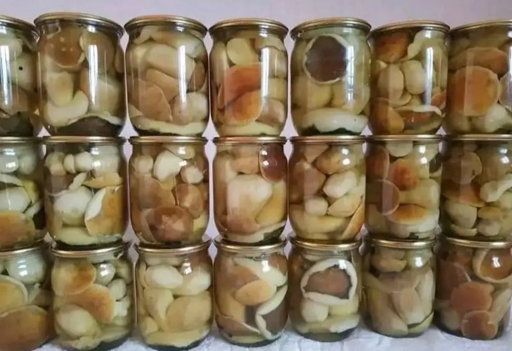 Мариновані білі гриби