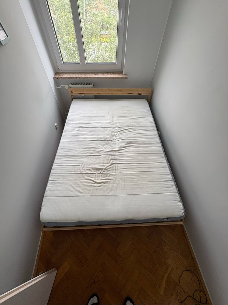Łóżko z materacem IKEA