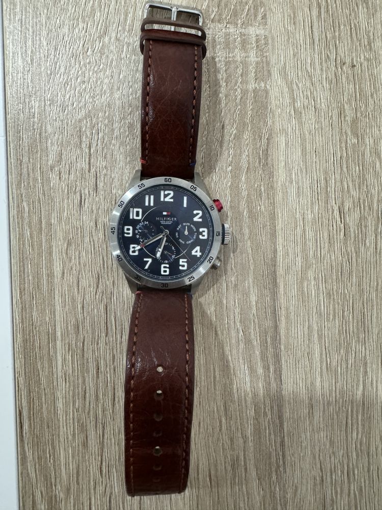 relógio Tommy Hilfiger homem