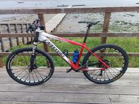 Bicicleta Cannondale lefty
