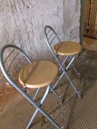 Krzesła barowe składane