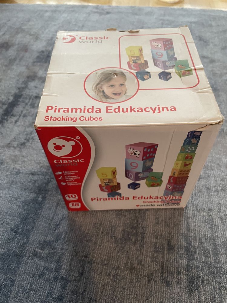 Piramida edukacyjna cyferki