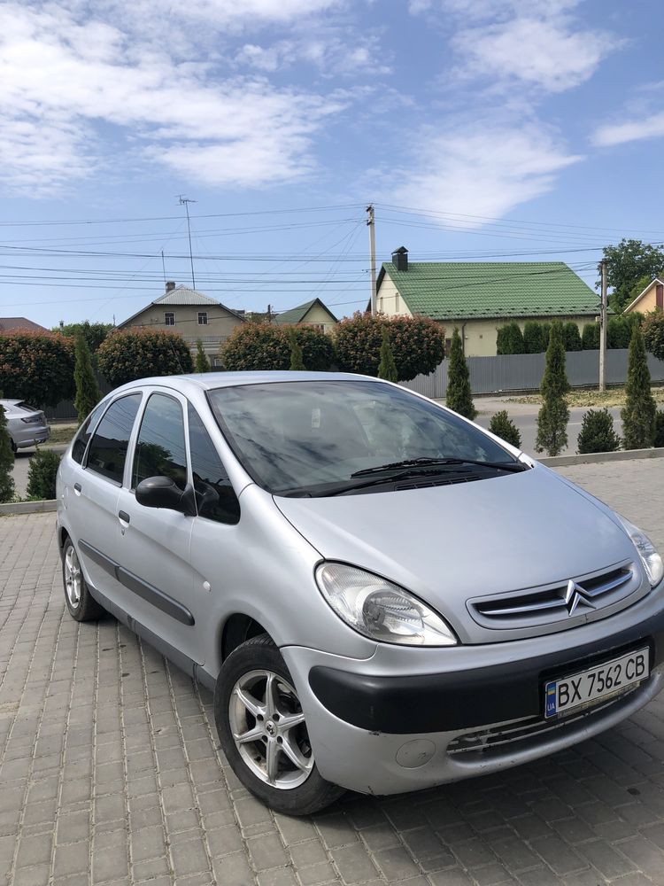 Сітроєн пікасо 2002р продаж