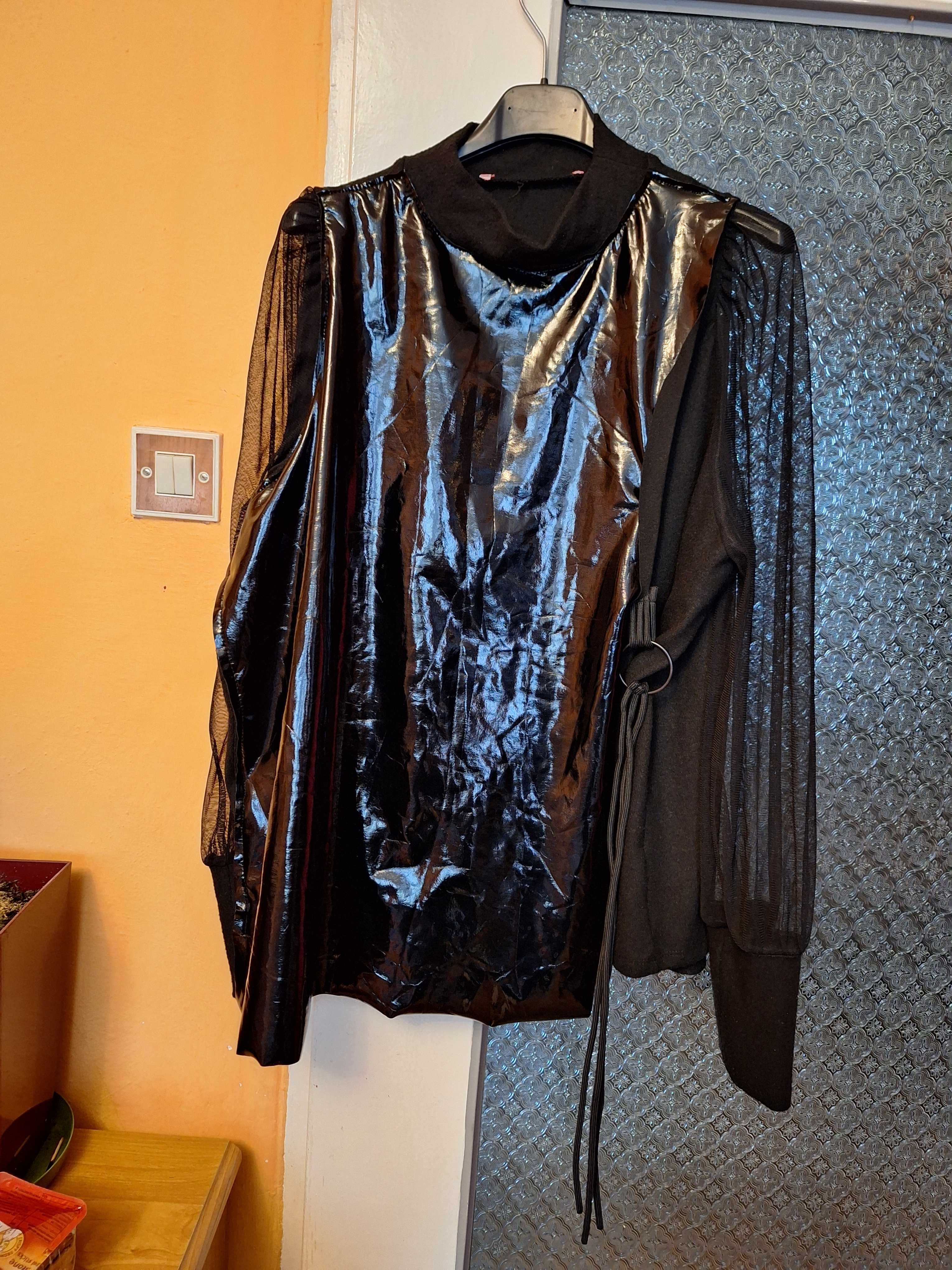 Bluzka ze skay rozm. M/L