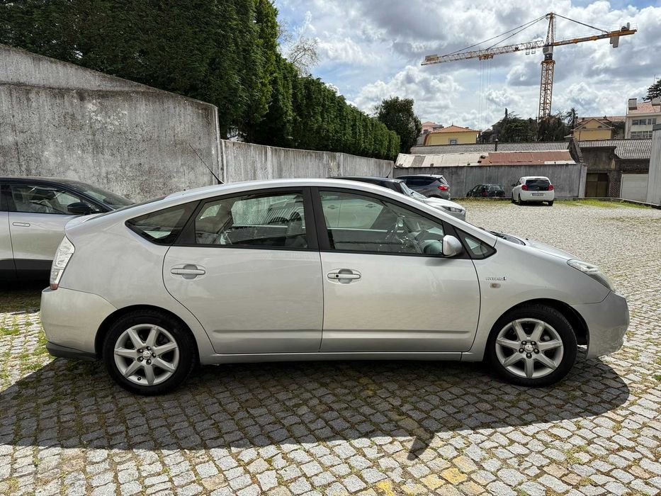 Toyota Prius de 2008 com 189.000 Km