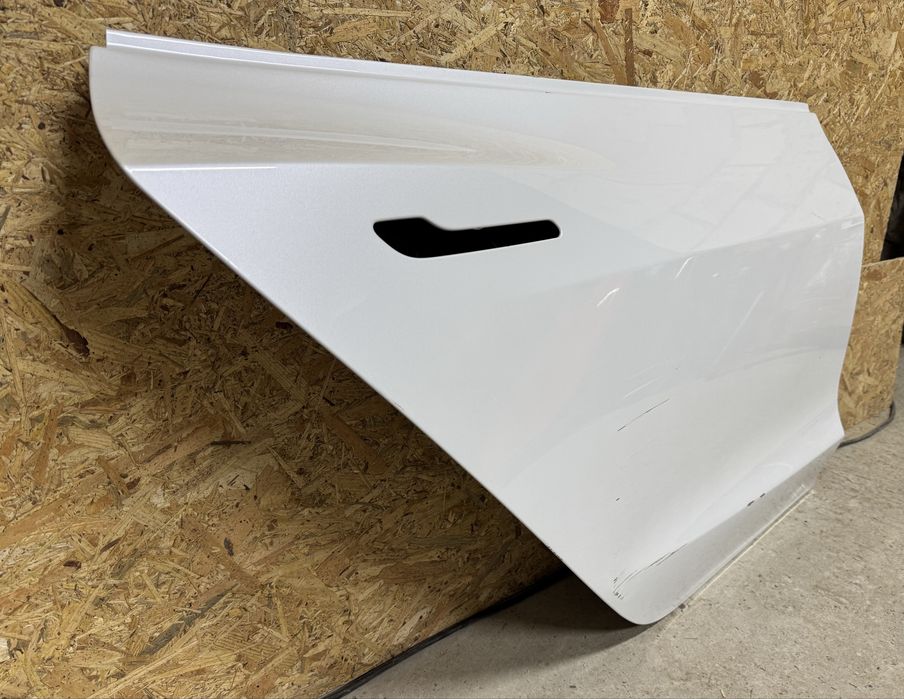 Tesla Model 3 highland двері задні праві