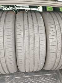 Продам літні шини Nokian 235/45 R18