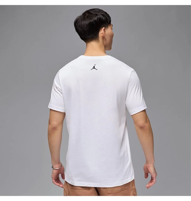 Футболка UNISEX Air Jordan Ess Flamingo Ss Crew White HJ2399-100