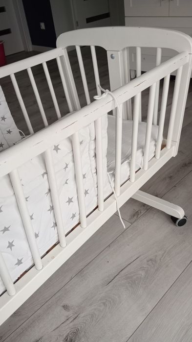 Kołyska, łóżeczko drewniane