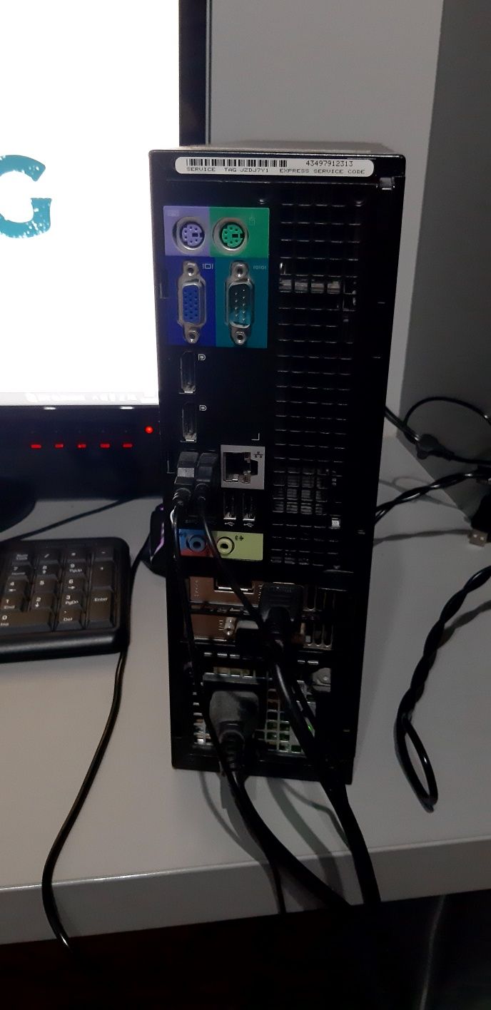 Komputer Dell optiplex 9010.
