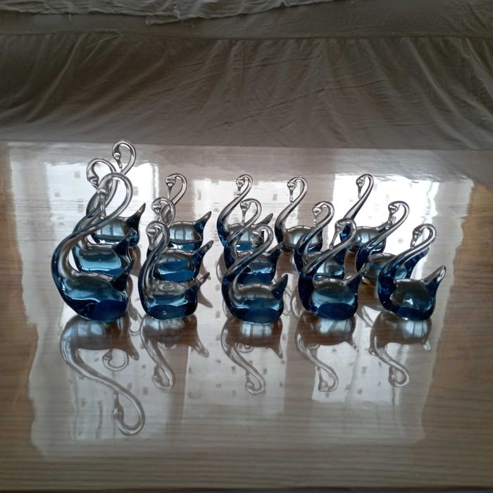 продам статуетки скляних лебедів 80-х р, 25 шт, ціна за все 2200 грн