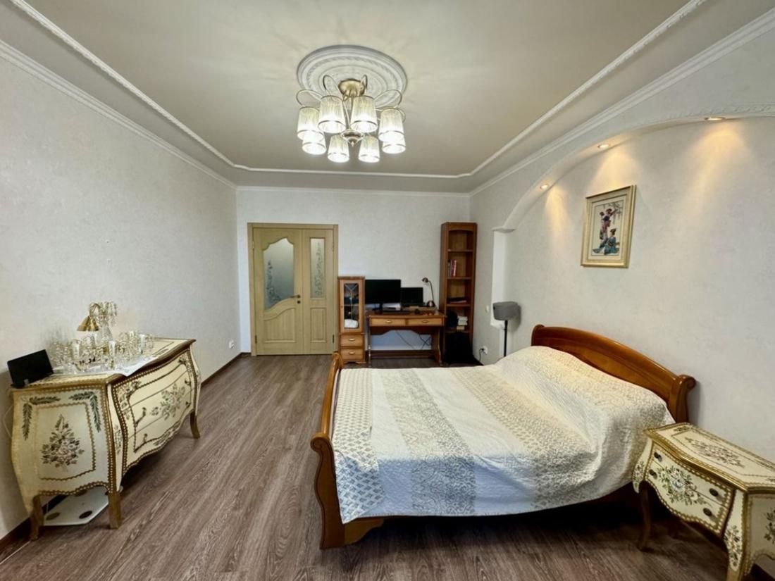 Продам 2 к кв Днепр Центр Поля
