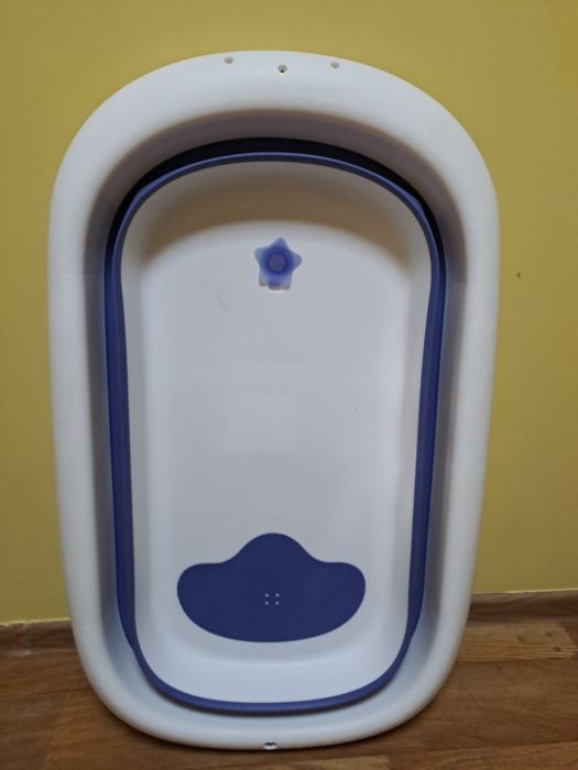 Дитяча ванночка для купання