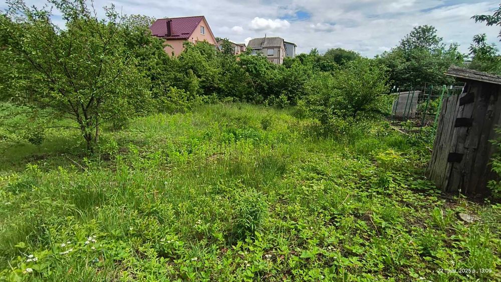 Продаж земельної ділянки Лезневе 5,7 соток