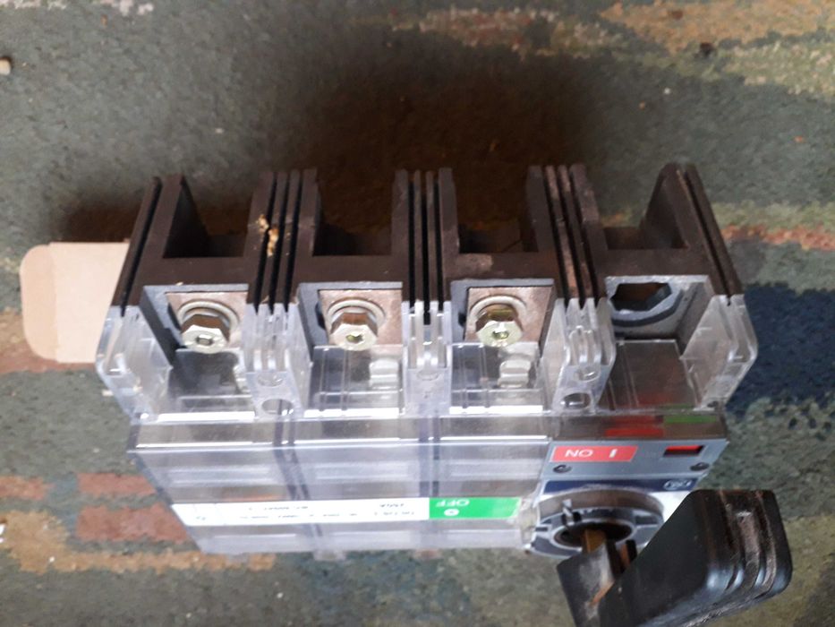 Rozłącznik prądu 250A, 3P.